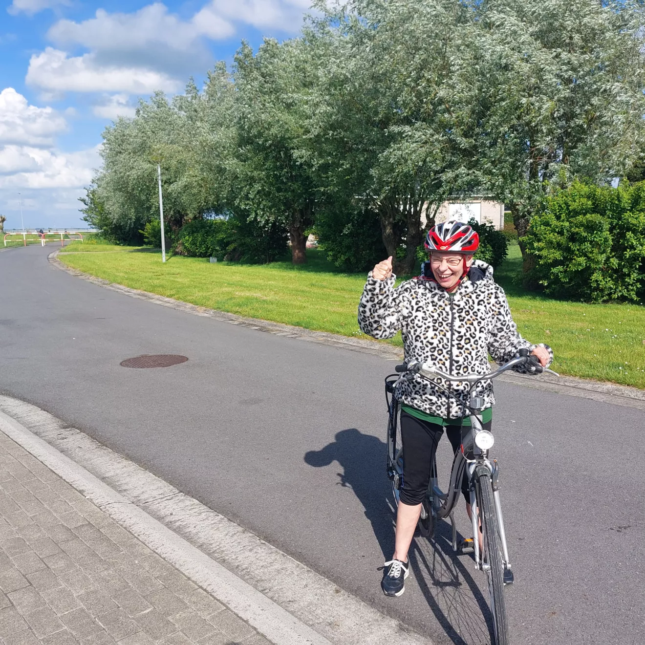 Marijke fietsen